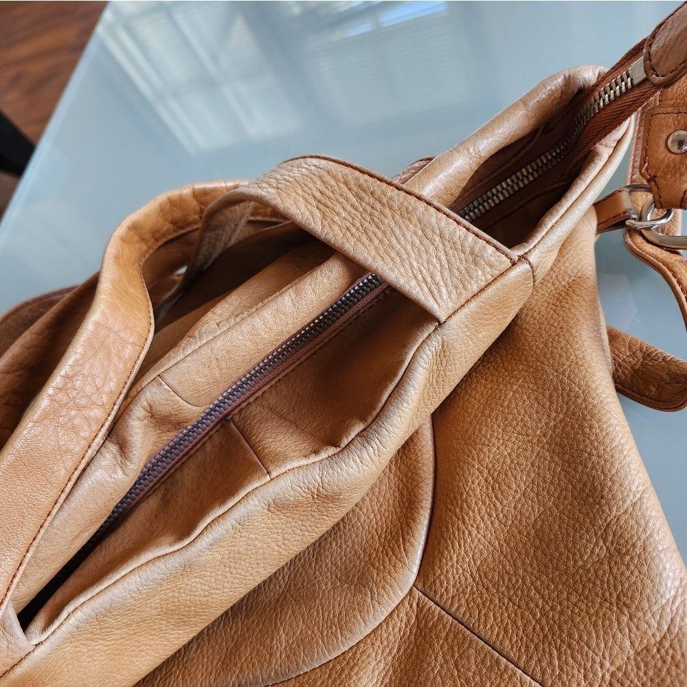 HOBO Tan Leather Shoulder Bag - Picture 7 of 12